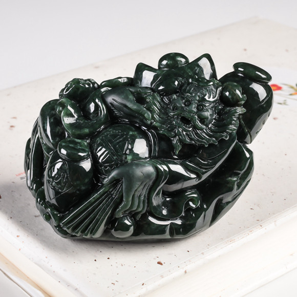 拍卖正品带证天然缅甸翡翠玉a货冰润满绿钟馗醉酒手把件0.29千克