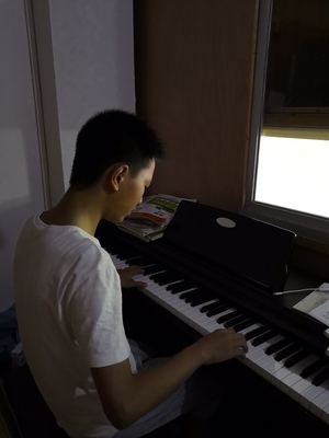 钢琴学姐分享：IPUSEN电钢琴怎么样？这个牌子是不是杂牌？