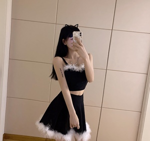 Sexy wool stitched Christmas Baby suspender skirt two-piece set