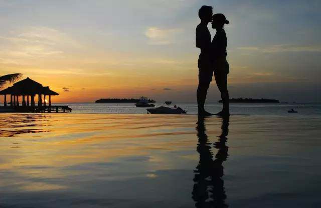 最适合情侣私奔的九个海岛,看完第二个就已春心荡漾