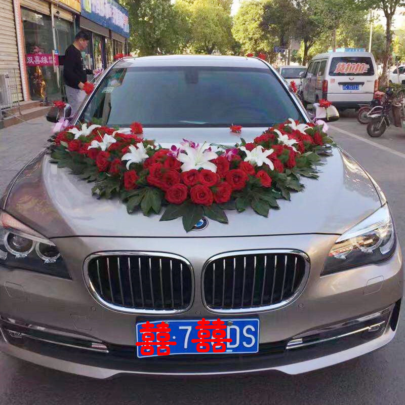 传统红大玫瑰款婚车新人结婚花车佛山同城鲜花店婚车鲜花