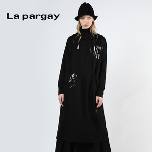 Lapargay纳帕佳2024春季新款女式黑白色长袖修身中长款针织连衣裙