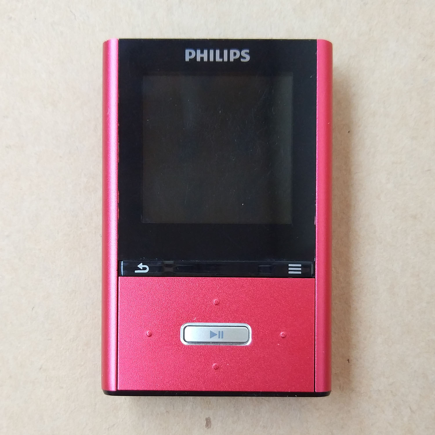 philips飞利浦GoGear ViBE 1.5寸彩屏金属MP3无损音乐播放器 二手在类目 MP3/MP4/iPod/录音笔中 - 来自Buy2taobao.com提供专业的淘宝代购服务