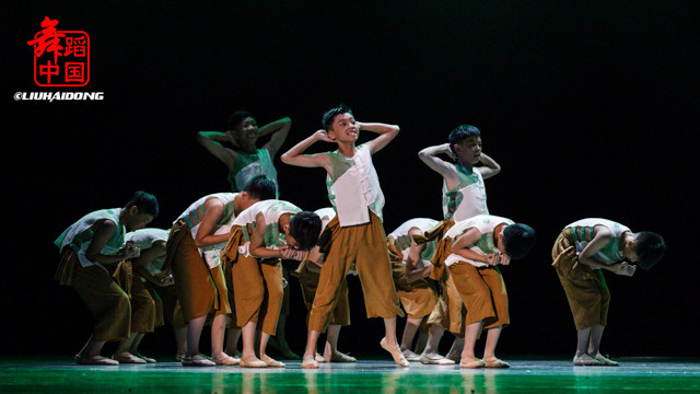 新款第八届小荷风采悯农儿童舞蹈表演服装舞台演出服装农民装