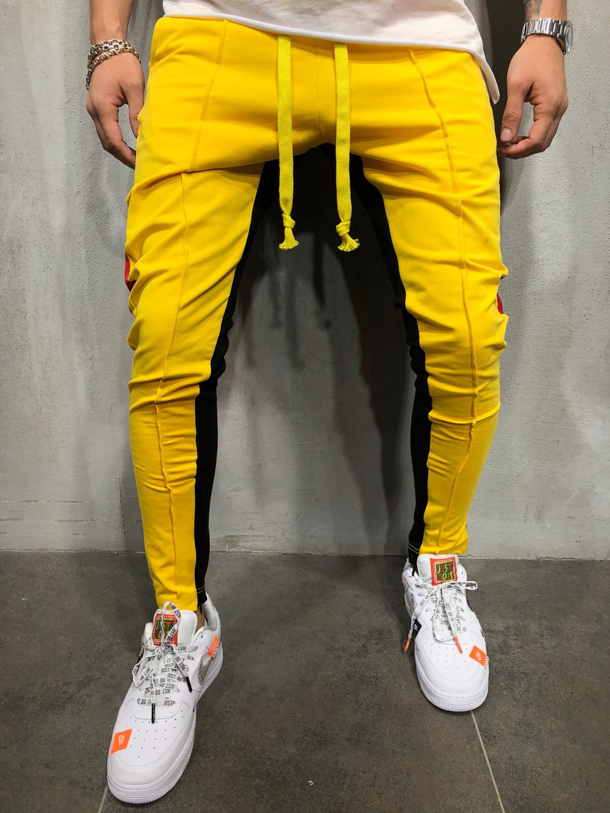 New 2019 men's hip hop workout slacks男士运动健身时尚休闲裤在类目 男装, 休闲裤中 - 来自Buy2taobao.com提供专业的淘宝代购服务