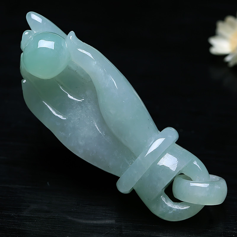 细糯翡翠a货掌上明珠挂件 9.12克 w02-14