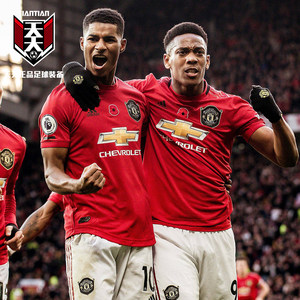 曼联主场足球服图片