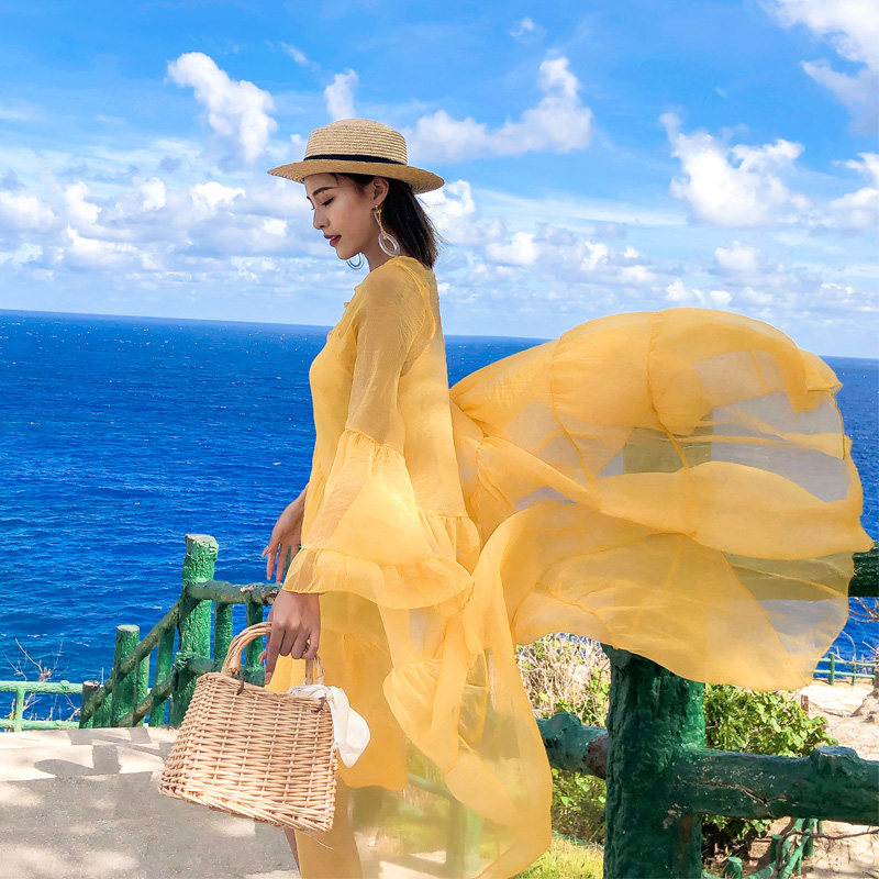 沙滩裙女夏2019新款泰国海边度假大码波西米亚长裙超仙雪纺连衣裙