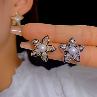 镶锆石珍珠花朵耳钉S925银针甜美少女心气质耳饰新款时尚百搭耳环