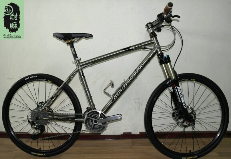 自行车超碳纤维铝合金钢架男女通用am车架已售0￥4779折后价￥7965
