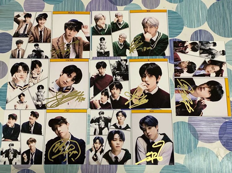 b版mapofthesoul7bts防弹少年团亲笔签名照片签名海报12寸