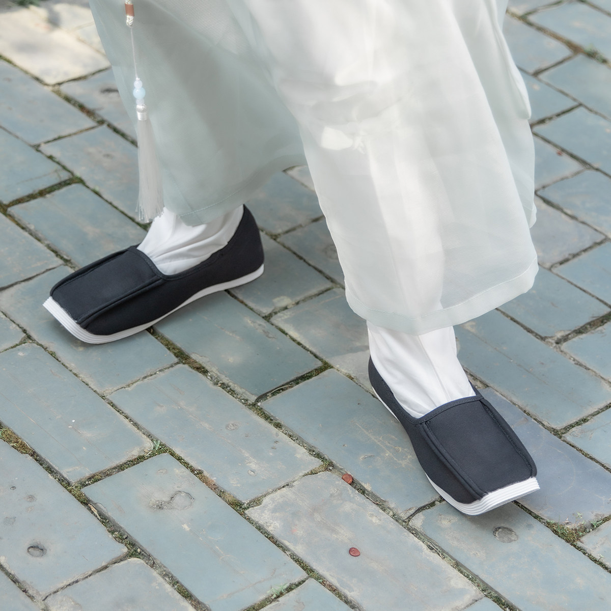 乌衣巷汉服鞋子男原创宋朝明制非古风翘头平底夏季汉鞋防水夫子鞋