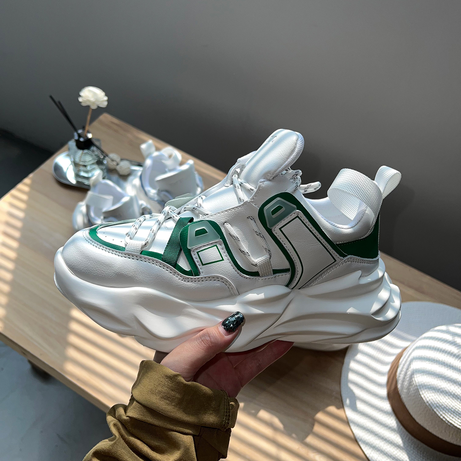 老爹鞋ins男潮 网红超火厚底男生增高运动鞋港风休闲百搭鞋子