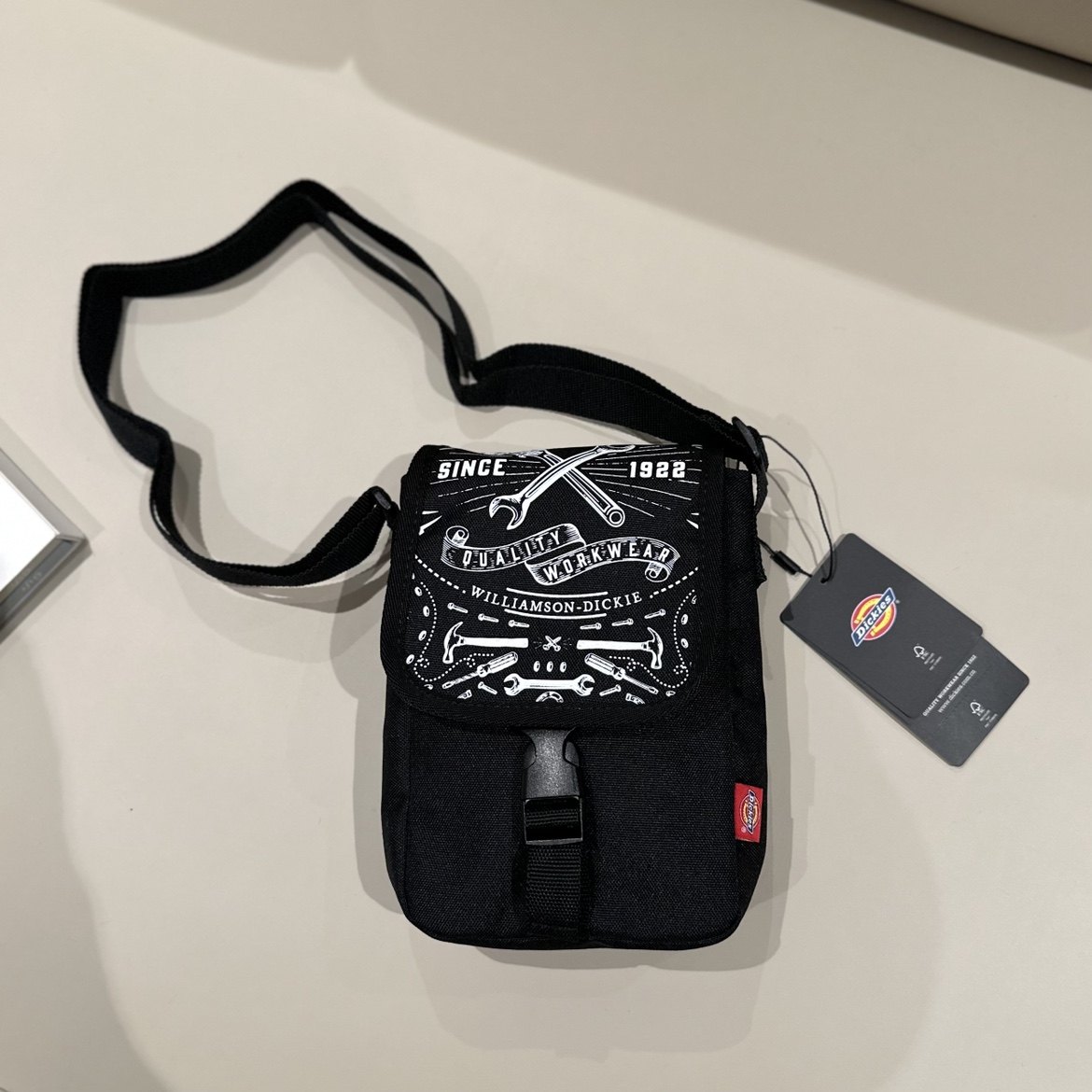 dickies斜挎包正品