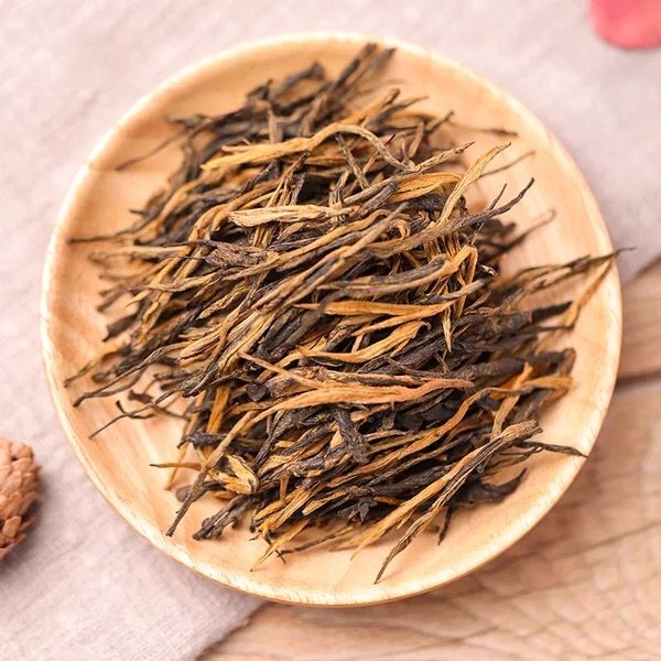 2020新茶云南滇红茶蜜香金芽金丝凤庆古树茶叶浓香型红茶250g包邮