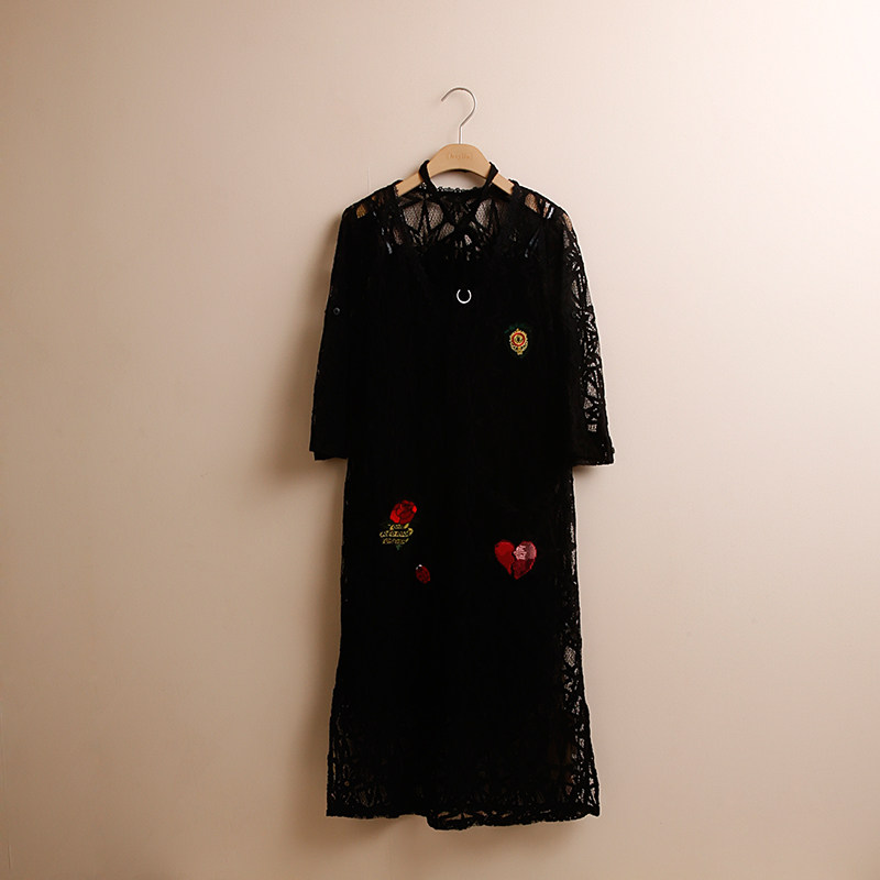 芭￥依璐22春女士新款长袖裙子纯色修身显瘦百搭蕾丝中长款连衣裙