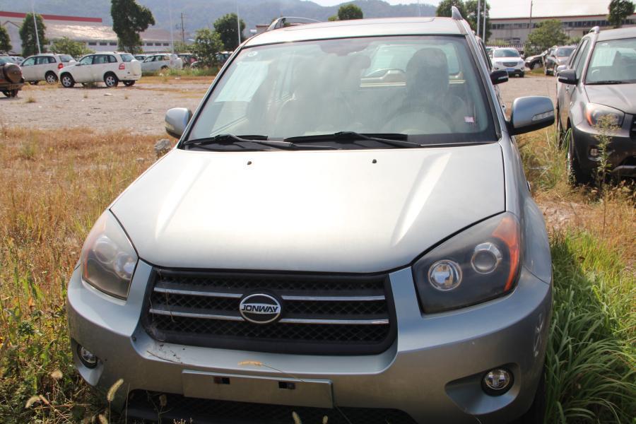 【变卖】金刚灰色飞碟牌轻型客车一辆 不限购不限购