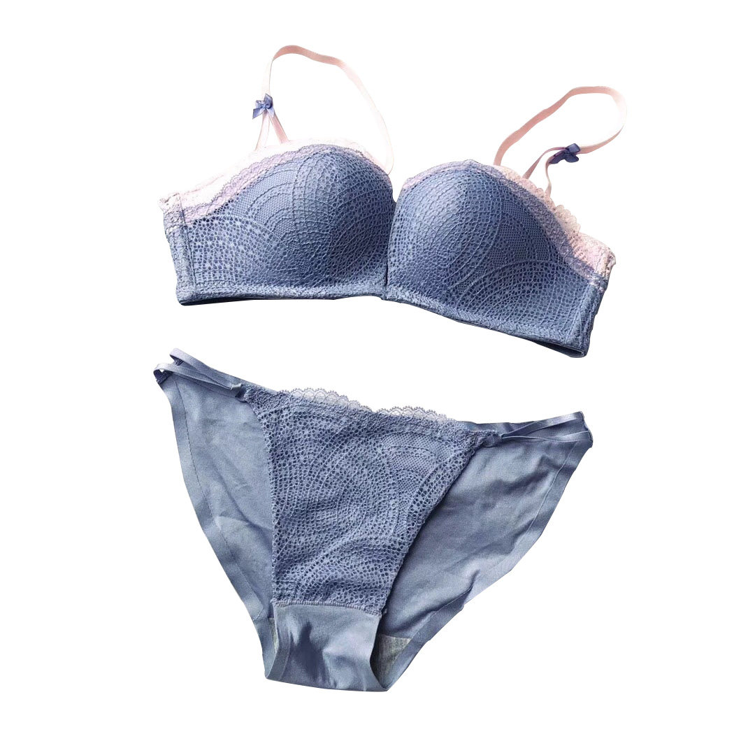 日系甜美撞色蕾丝少女无钢圈小胸罩聚拢深v文胸蝴蝶结肩带内衣