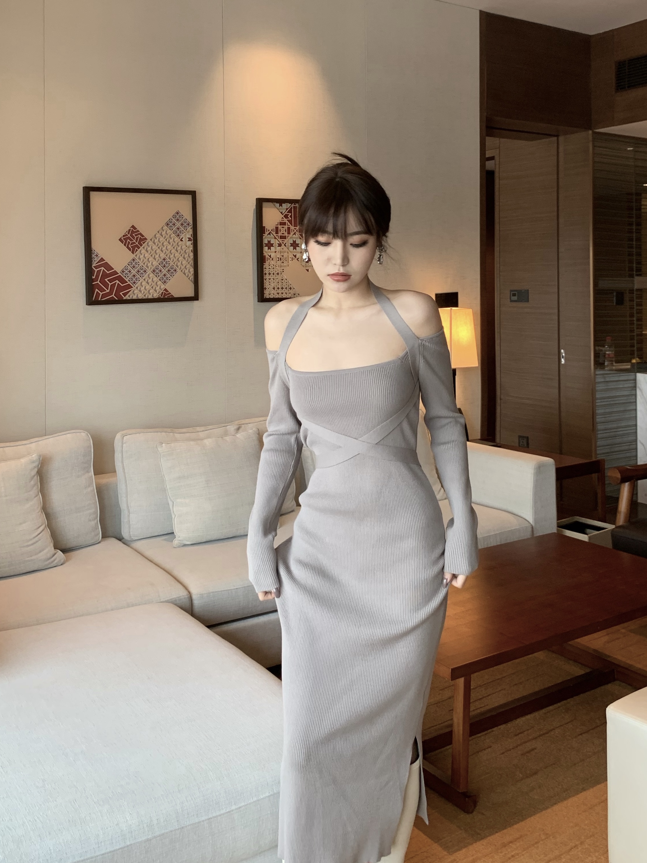 中长款针织长袖连衣裙女