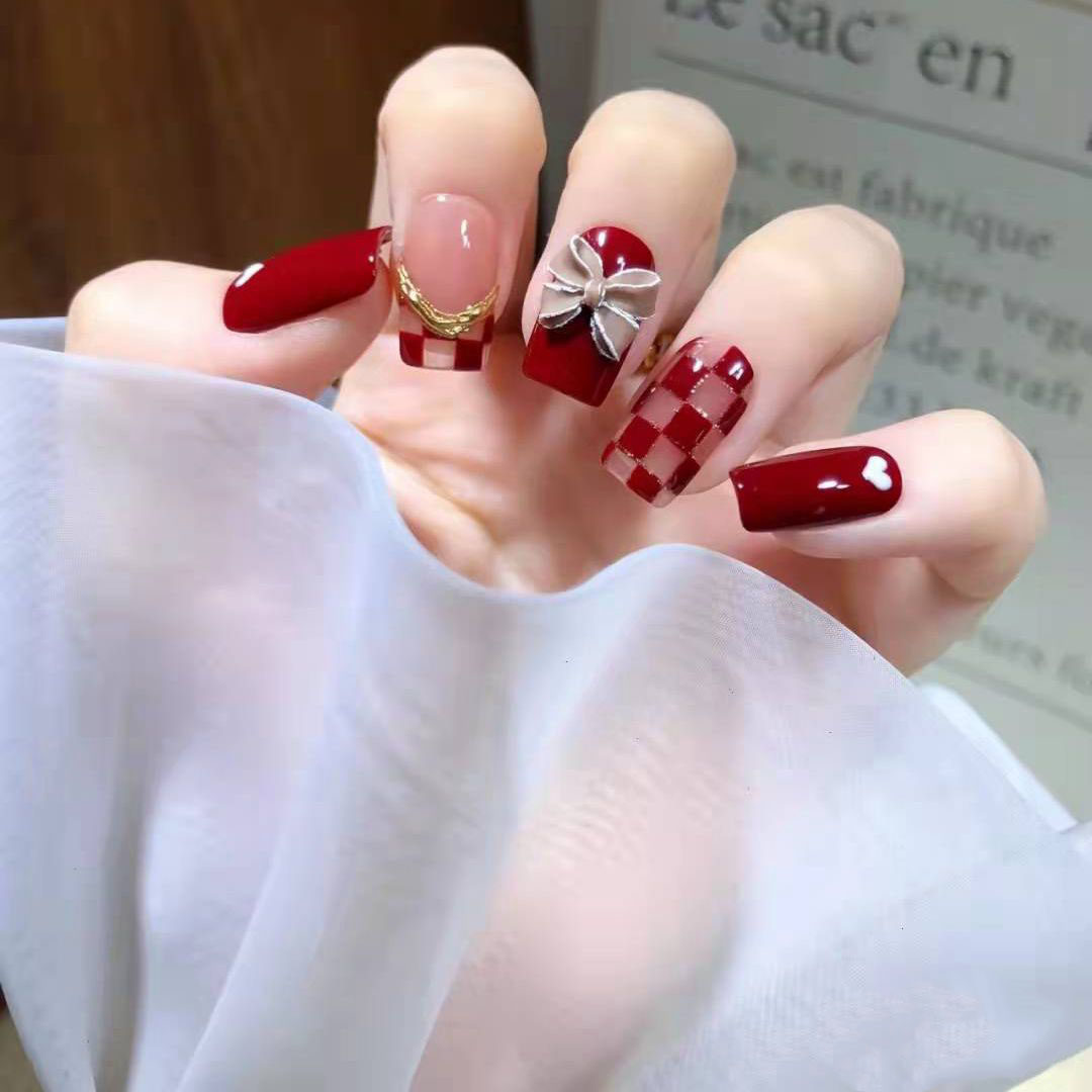 穿戴甲高级感枣红色新年棋盘格少女辣妹手工定制美甲成品指甲贴片