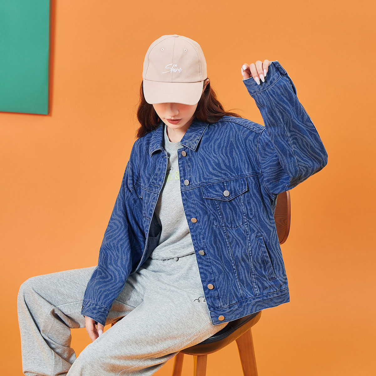 森马 秋宽松bf风复古斑马纹牛仔茄克潮女生外套女107621108006