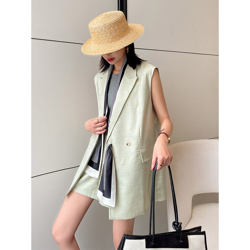 因由西装马甲套装女夏新款休闲短款两件套西装领收腰显瘦无袖上衣