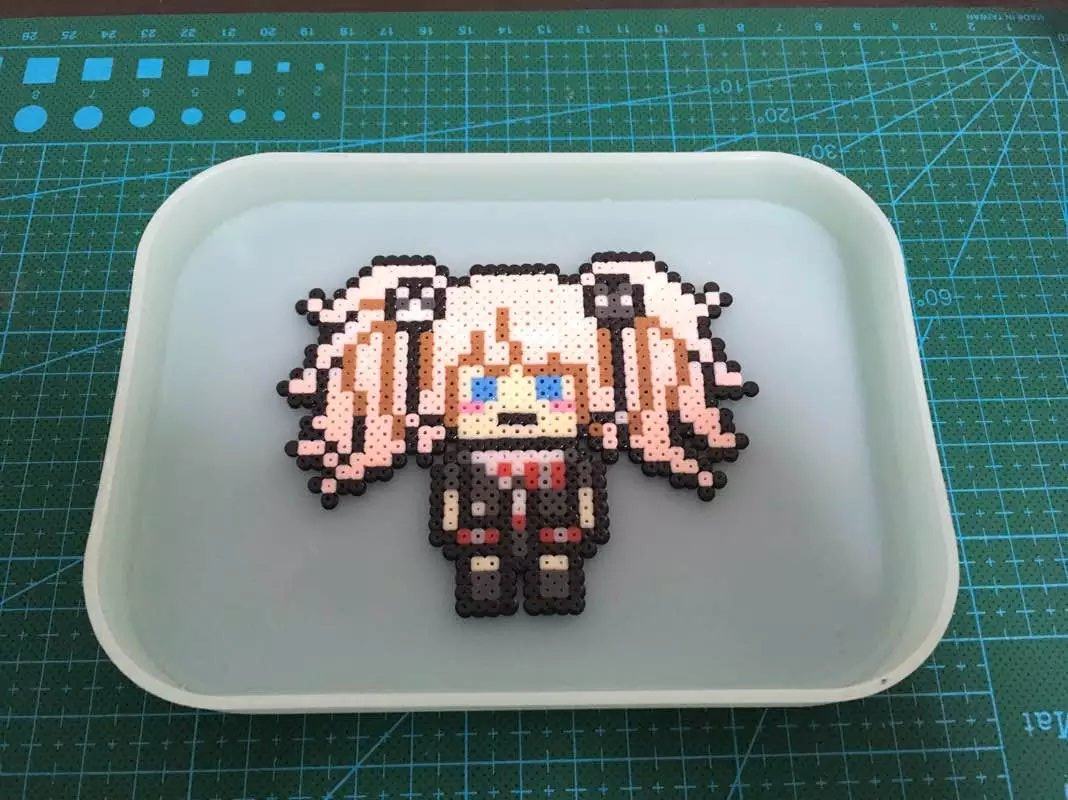 弹丸论破_【像素风】 弹丸论破 高校级绝望 江之岛盾子 钥匙扣 冰箱贴