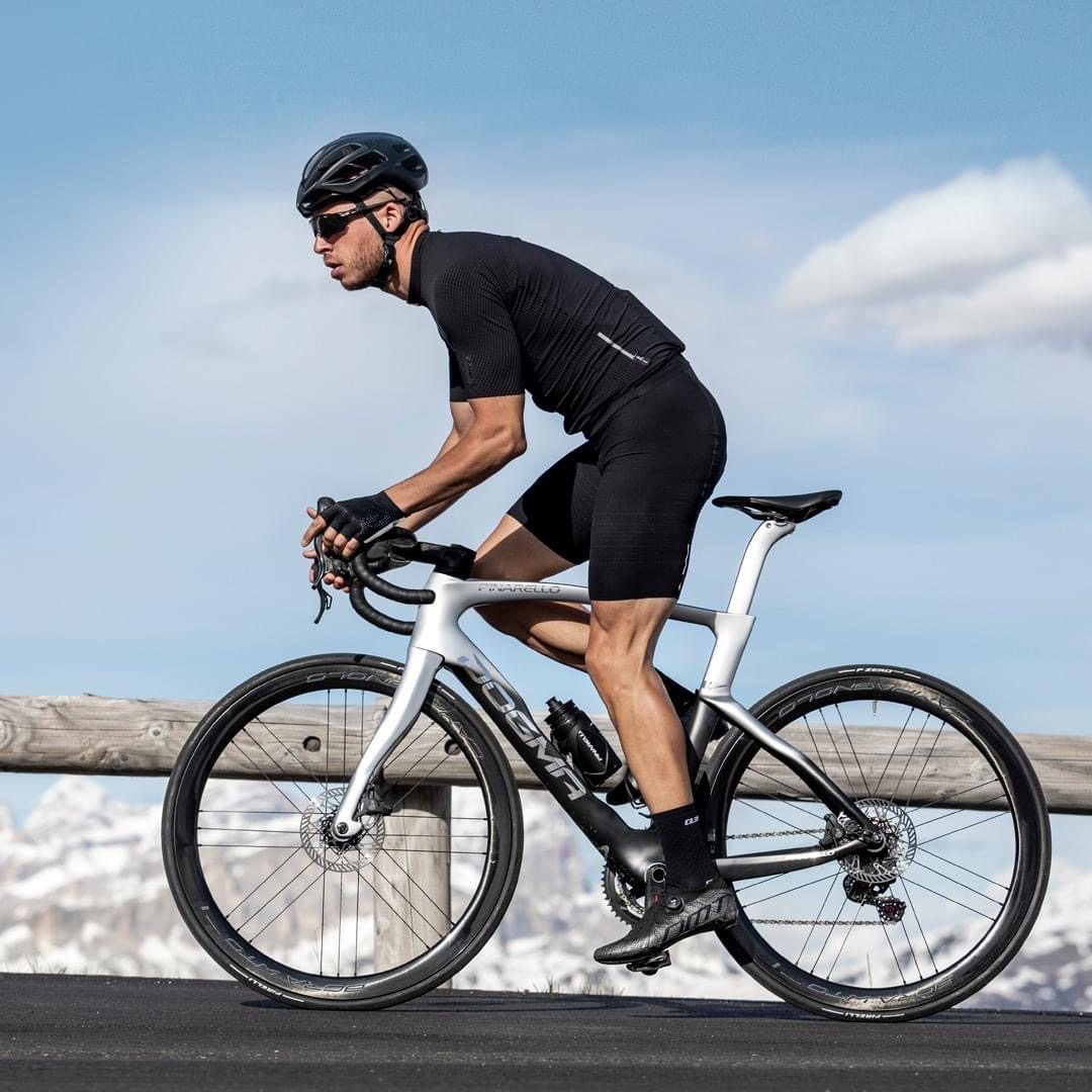 pinarello f公路自行车碳纤维车架综合破风车架新款2022