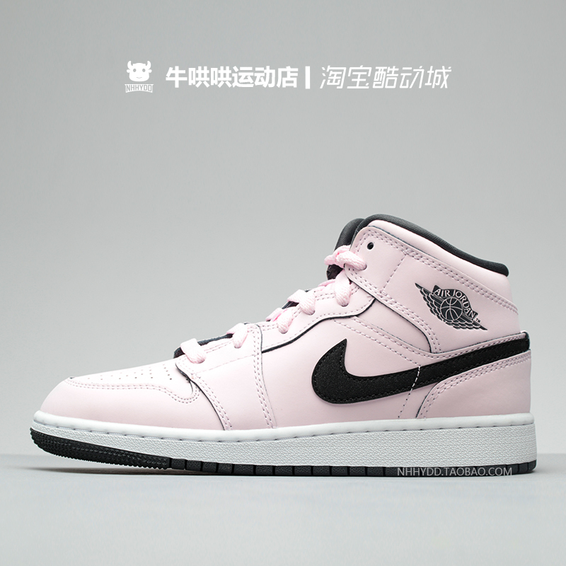 aj1情人节黑粉