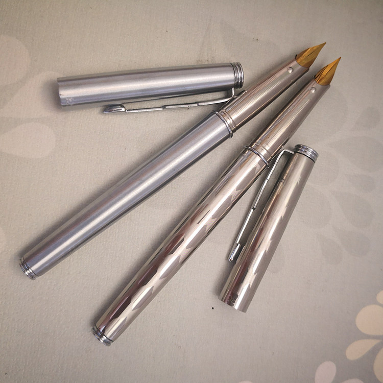 钢笔包邮蓝宝石吸墨标准明尖练字商务文具书写钢笔