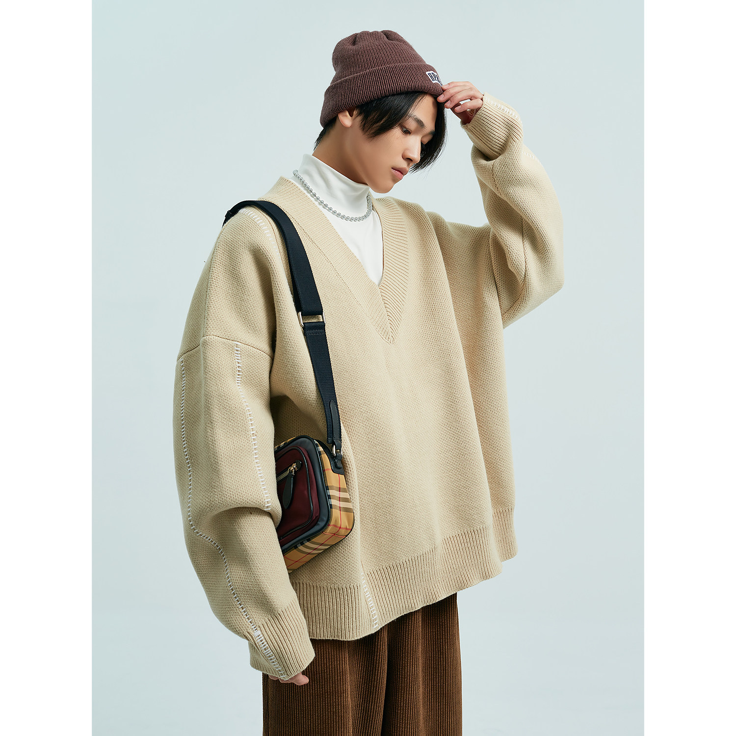 v领长袖针织衫男潮牌港风日系宽松慵懒风纯色毛衣外套优惠券