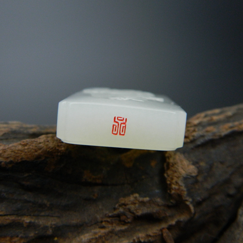 特级海派玉雕大师孙永作品30g 飞龙在天 和田玉籽料 落款收藏证书