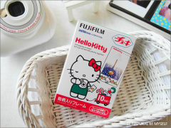 mini7s 25富士拍立得hello kitty立拍得mini8卡通相纸hellokitty