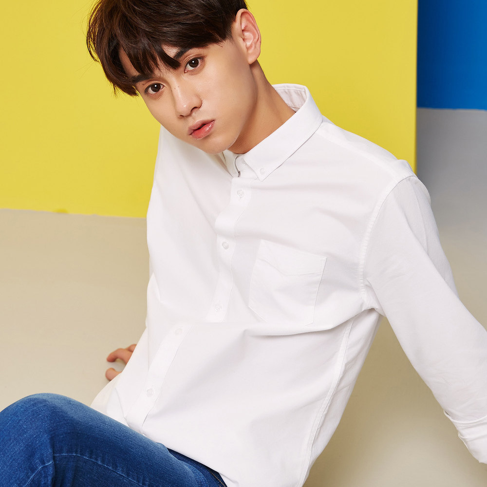   美特斯邦威白衬衫