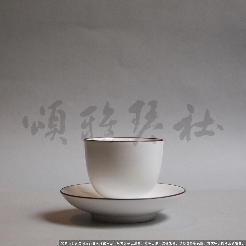 『頌雅琴社』隱山堂 甜白釉望月杯 茶杯套杯在類目 餐飲具, 茶具, 茶道/零配中 - 來自Buy2taobao.com提供專業的淘寶代購服務