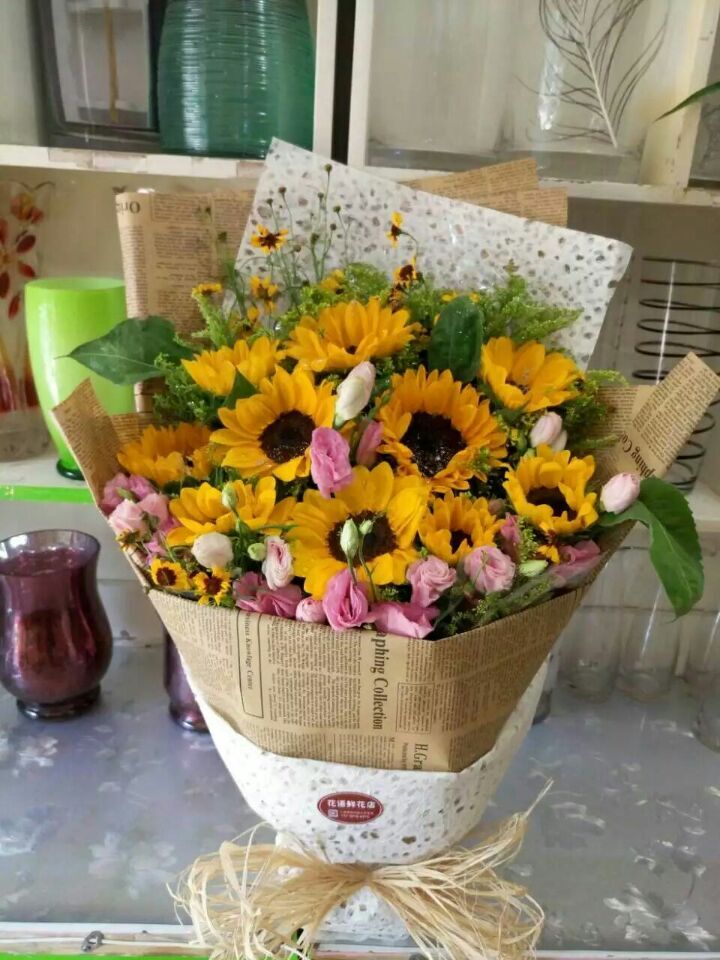 淘花鲜花配送男士鲜花生日鲜花扶郎太阳花12枝老公鲜花老爸鲜花
