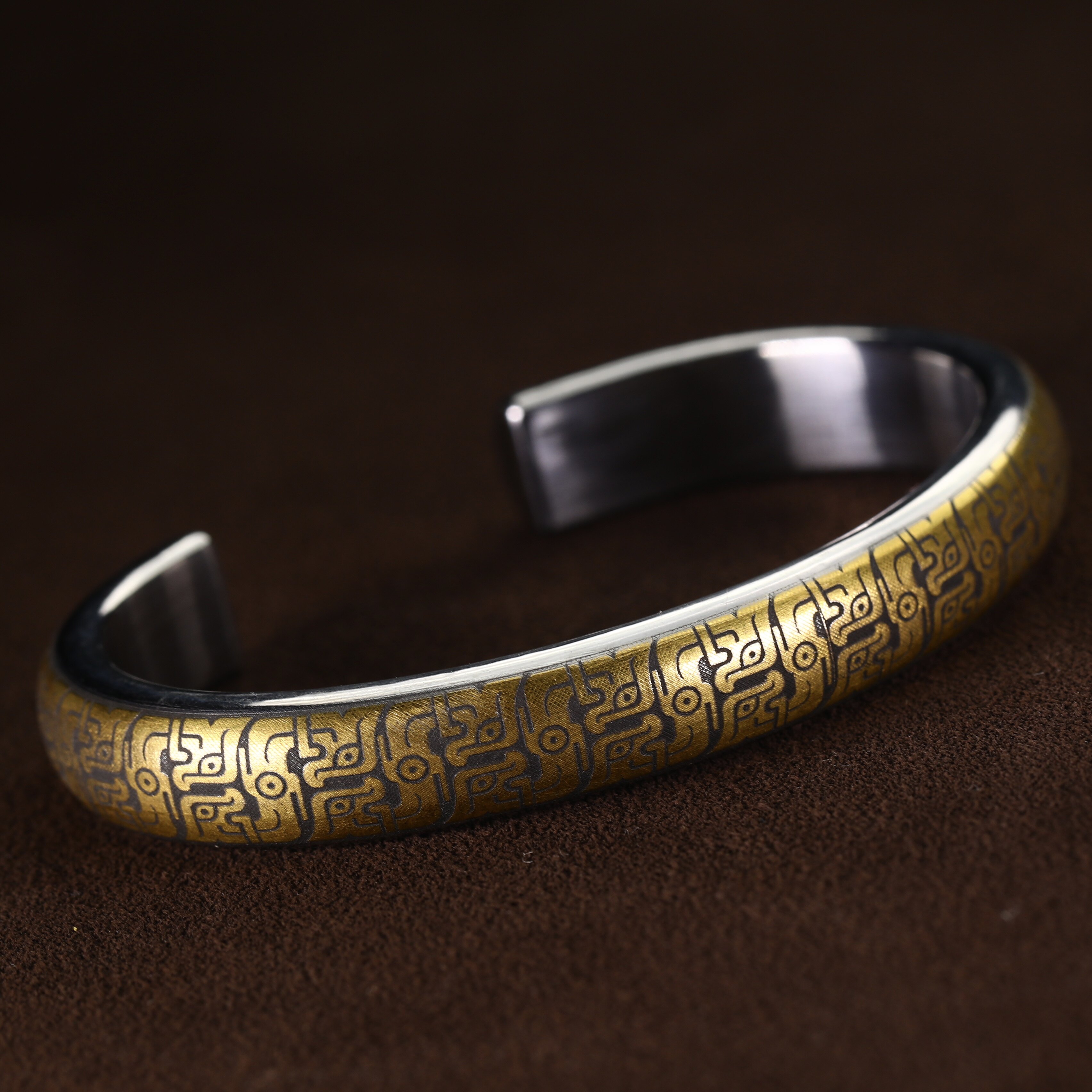 巴赫工作室国家非遗铁翦金工艺24k金藏式彭次克男女款高级感手镯