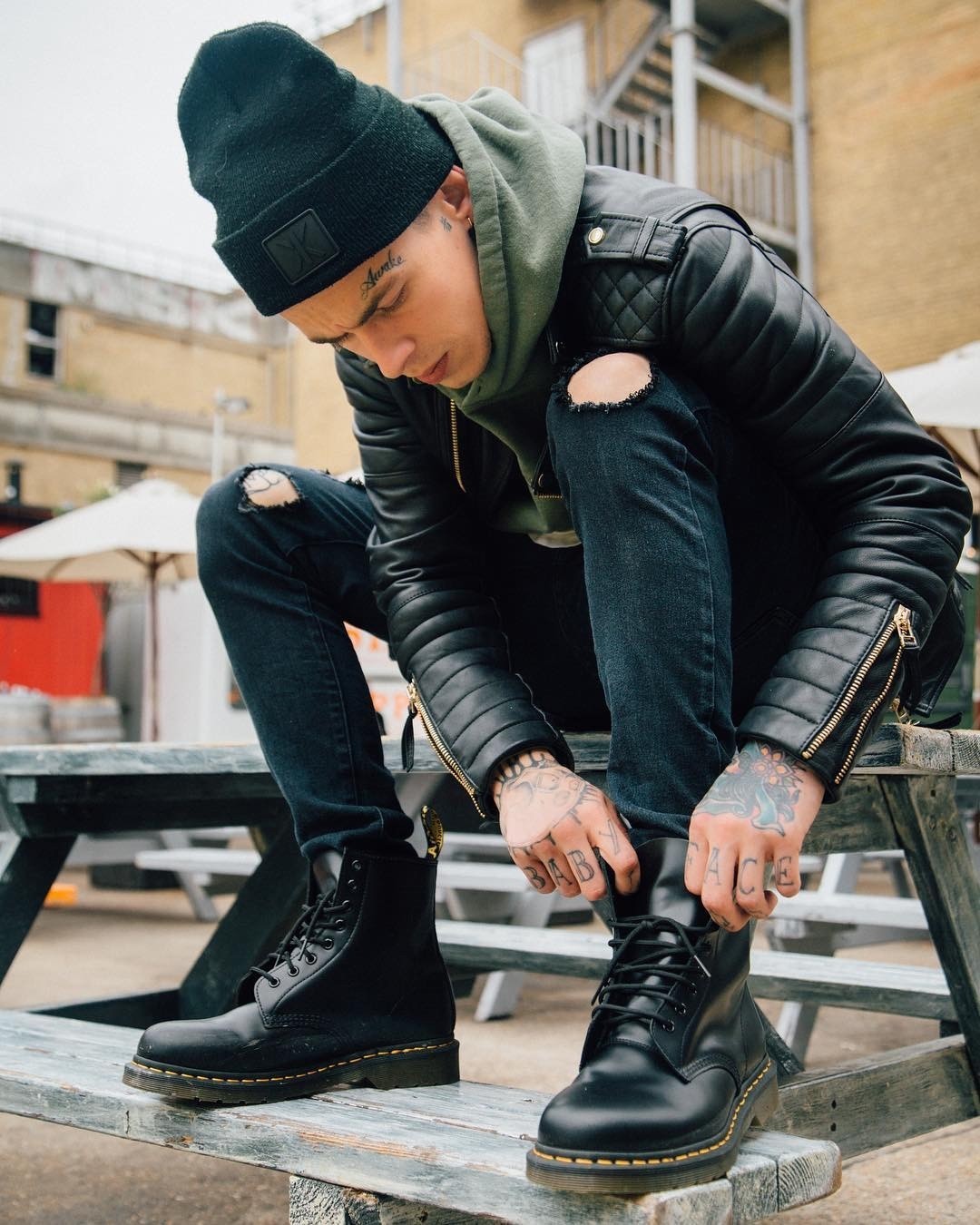 热销马丁靴软皮高帮