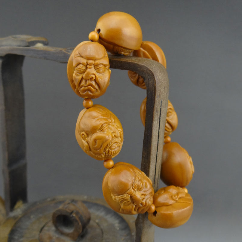 核雕名家戴良《八星高照》