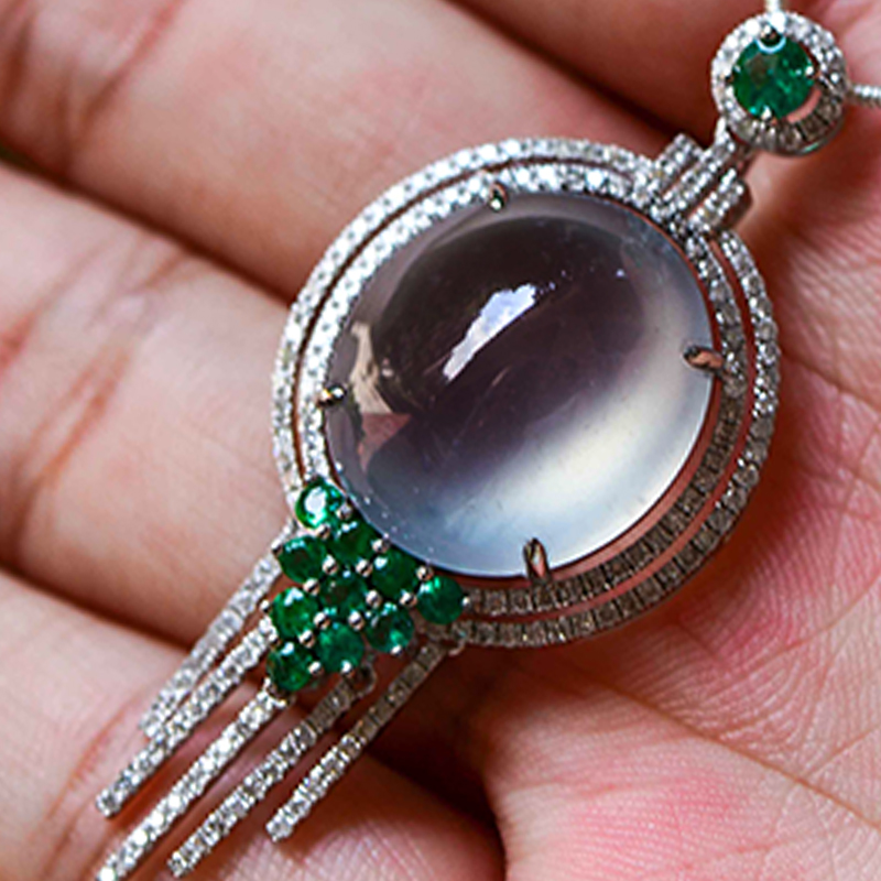 老坑玻璃种饱满鸽子蛋18k金镶钻祖母绿翡翠吊坠9.21克c2777