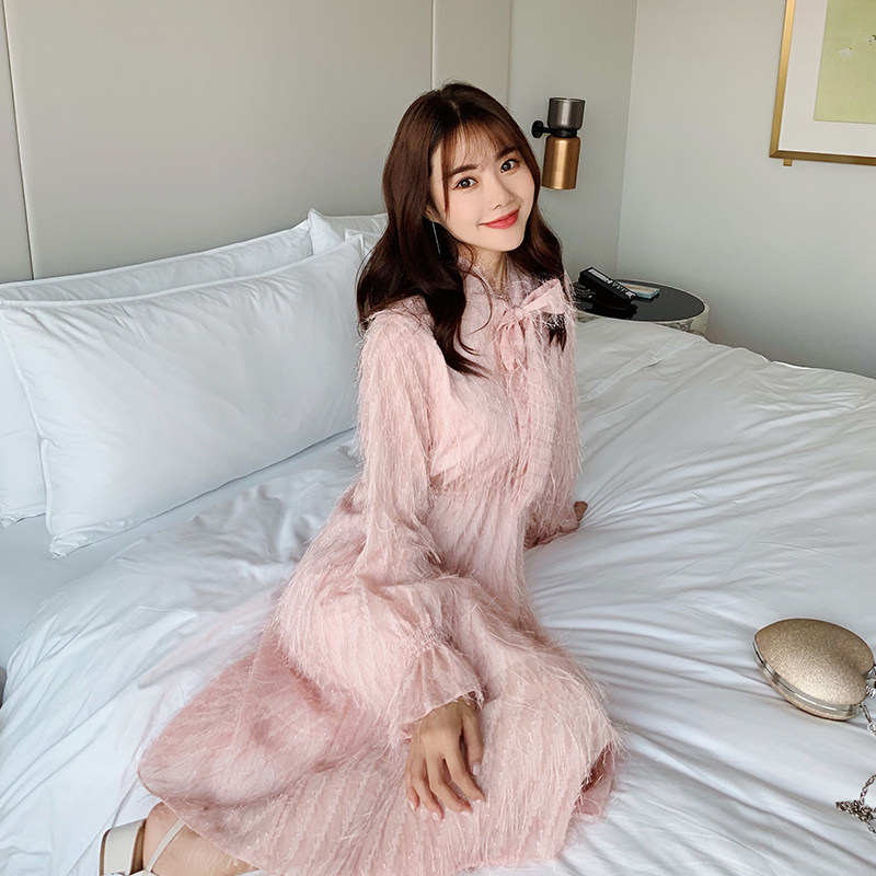 热销连衣裙蝴蝶结_越心nami 2019初秋连衣裙长袖心机高腰超仙甜美蝴蝶