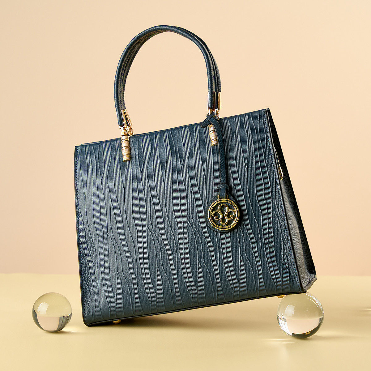 严选高品质水波纹头层牛皮手提包真皮妈妈包ol职场通勤女士戴妃包