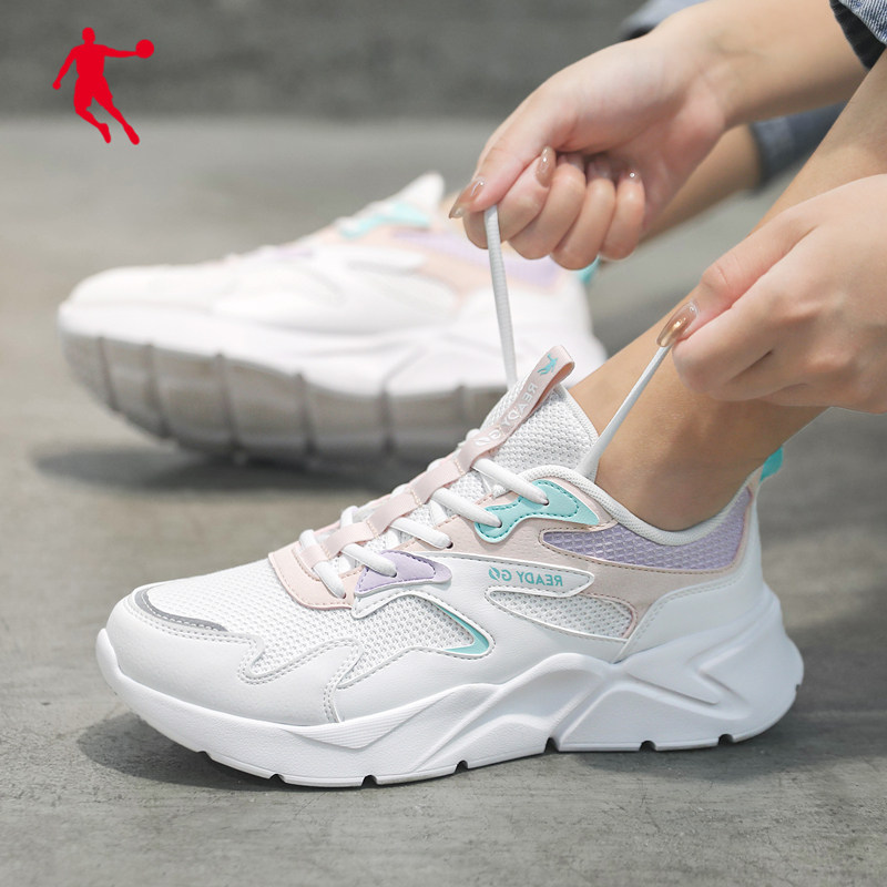 乔丹女鞋夏季2022新款休闲鞋运动鞋女士网鞋网面透气樱花跑步鞋子