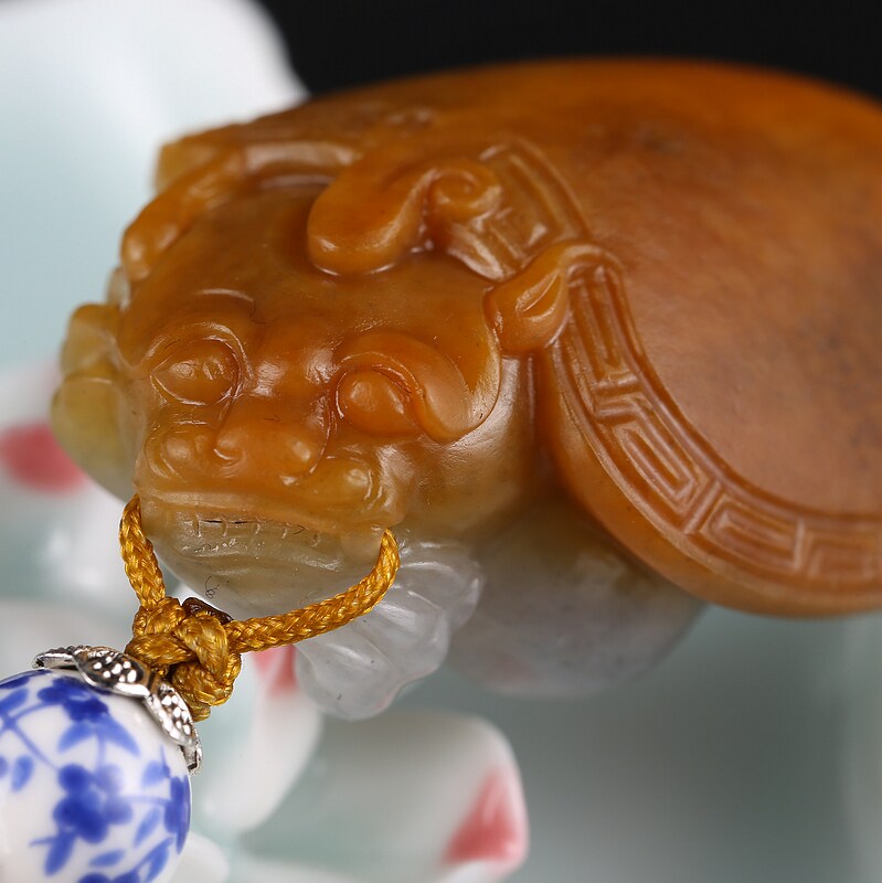 【省级玉雕大师张国军作品】和田玉 黄沁 龙龟挂件26.95g