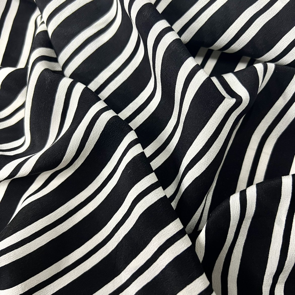 黑白条纹 真丝双绉100%桑蚕丝春夏连衣裙衬衫服装服饰面料