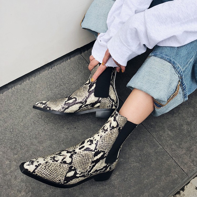 Net Red Same item Bootie Women's Shoes 2019 Autumn and winter new pattern Tip Chelsea Serpentine Martin Women's Boots Flat heel Versatilein the Women's Shoes, Boots category - from Buy2taobao.com to provide professional Taobao agent buy service