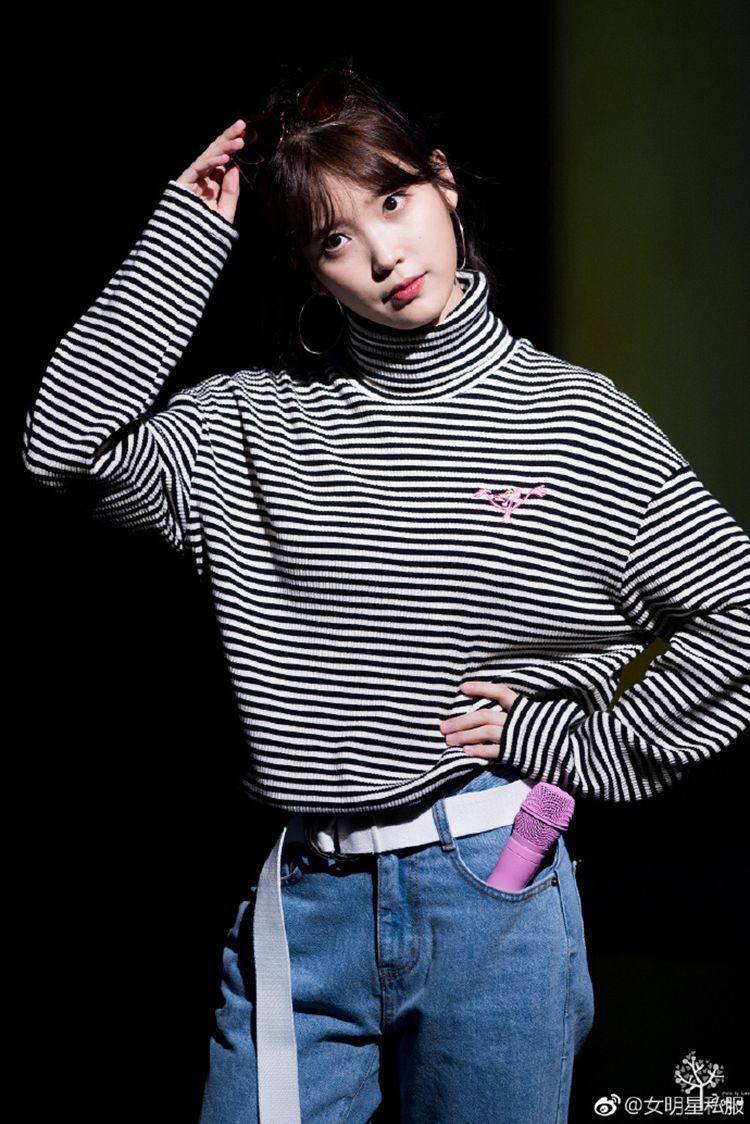 冬韩国潮牌 iu同款 细条纹刺绣粉红豹高领打底衫长袖t恤弹力