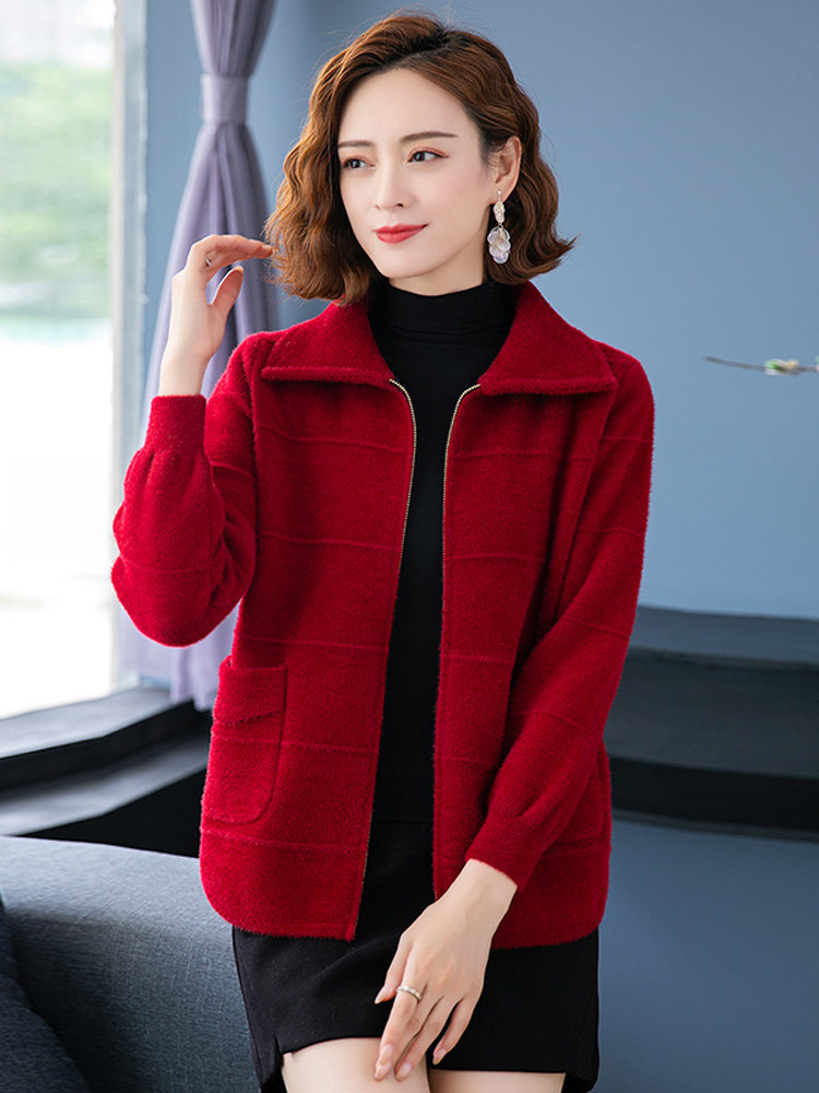 妈妈装本命年红色冬装外套