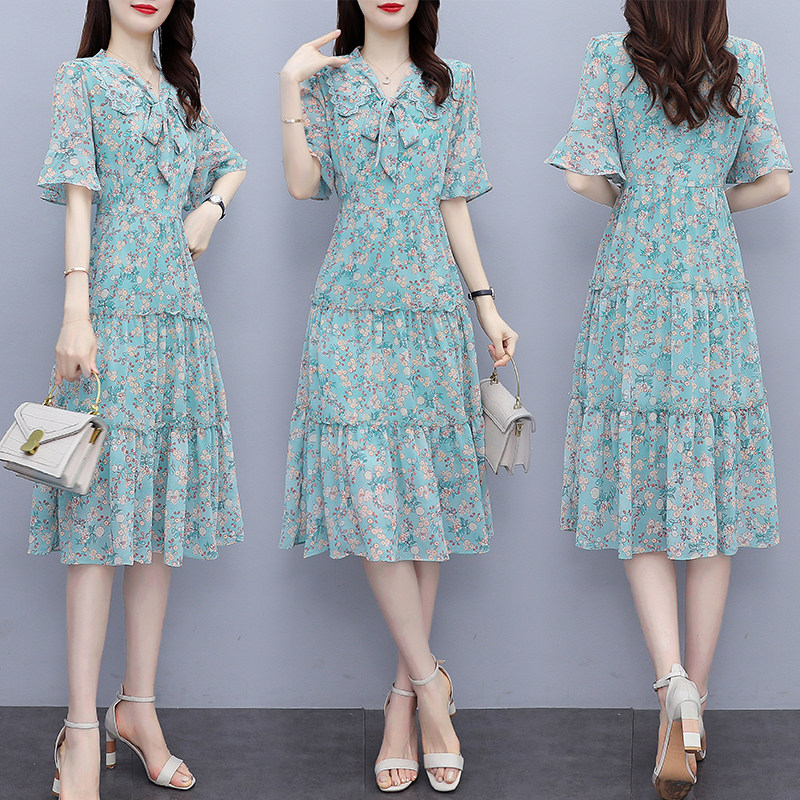 雪纺连衣裙女夏2021年新款高档大牌洋气减龄夏季高端碎花裙子夏天