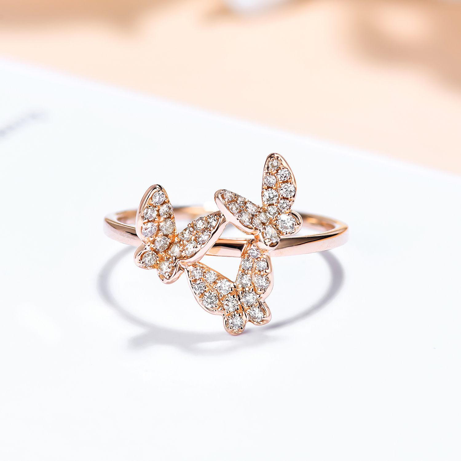 宝石矿工 18k玫瑰金蝴蝶钻石戒指 唯美小清新香槟钻女戒彩金钻戒